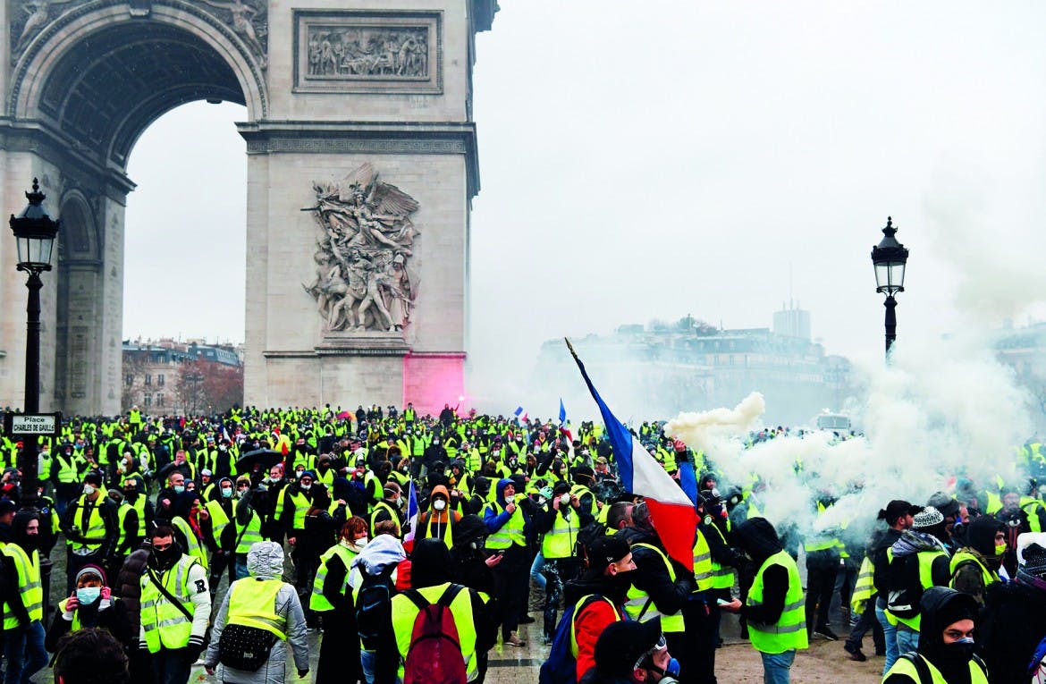 Yellow vests see falling numbers, but a sharp uptick in violence