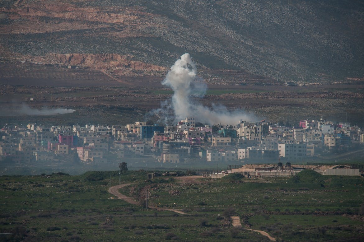 War knocks on the doors of Lebanon and Israel again