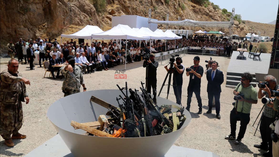 Kurdish society stuck between caution and hope