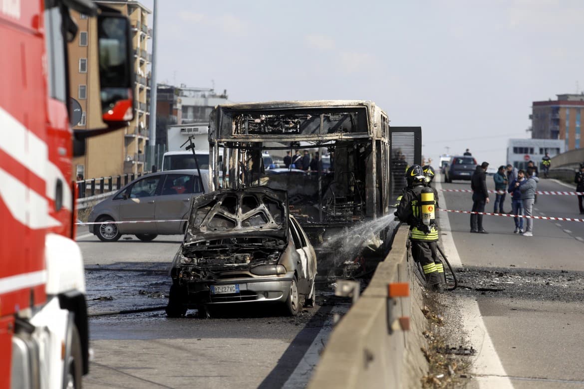 Salvini uses Milan bus fire to stoke racism