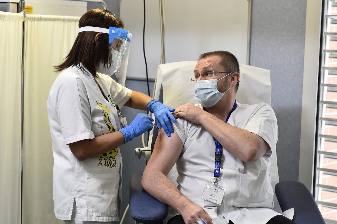 Conte calls AstraZeneca cuts to vaccine doses to the EU ‘unacceptable’