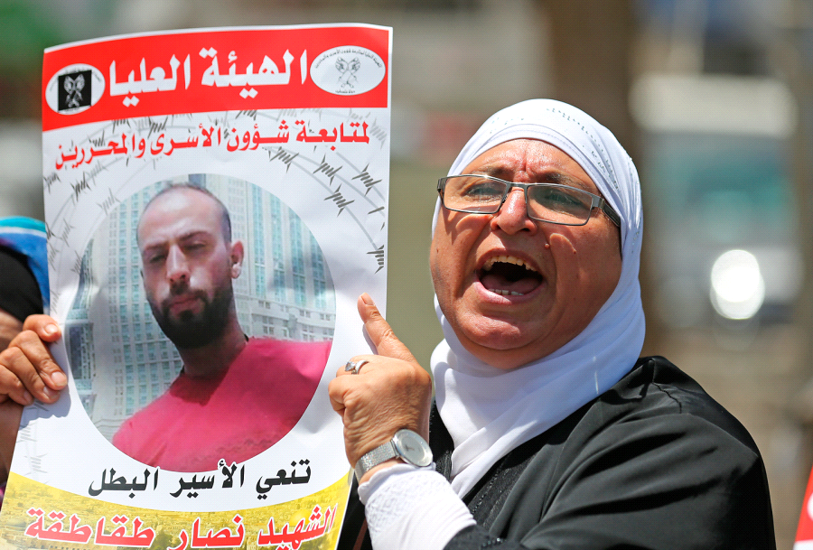 Palestinian prisoner dies in isolation after 15 days without charge
