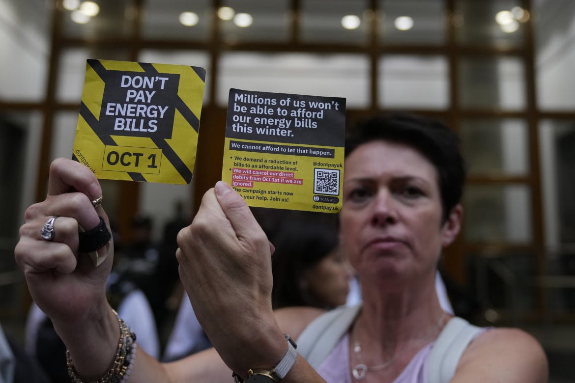‘Don’t Pay’: Britons threaten to boycott gas payments if prices don’t fall