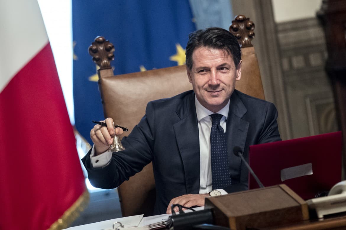 Whom does Giuseppe Conte represent?