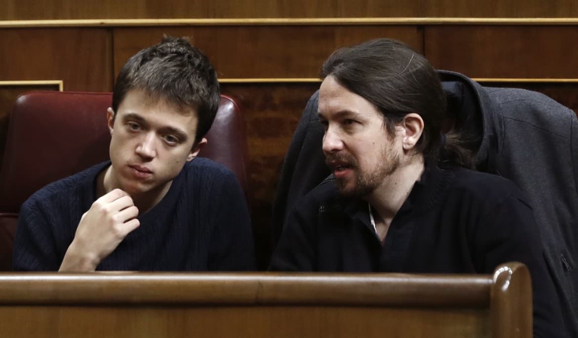 Errejón surprise candidacy leaves Podemos in crisis