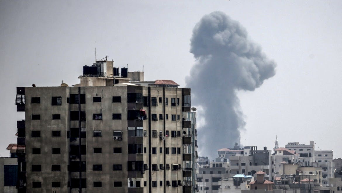 Israeli snipers and air raids leave 4 Palestinians dead