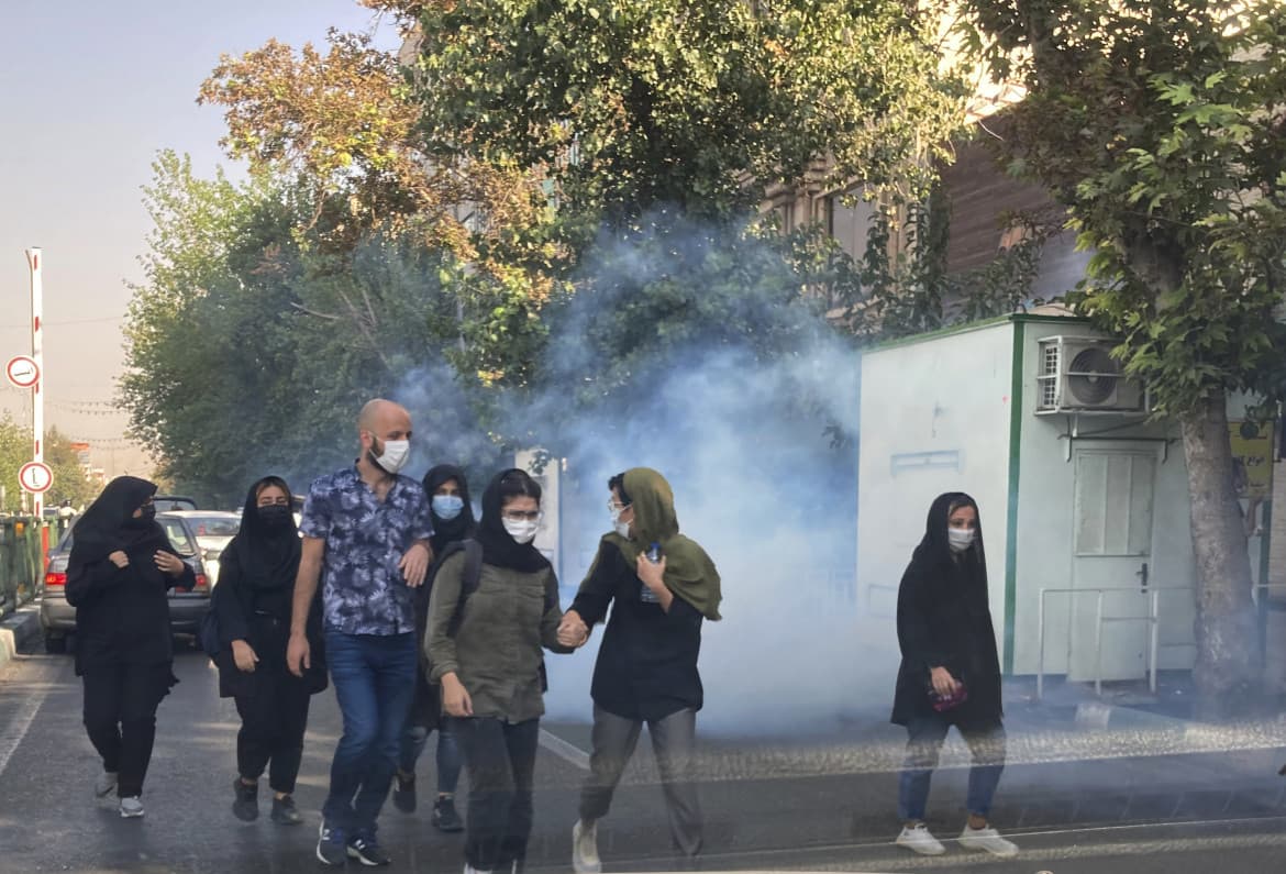 Iran jails over 1,200 protesters and several foreigners as universities on strike