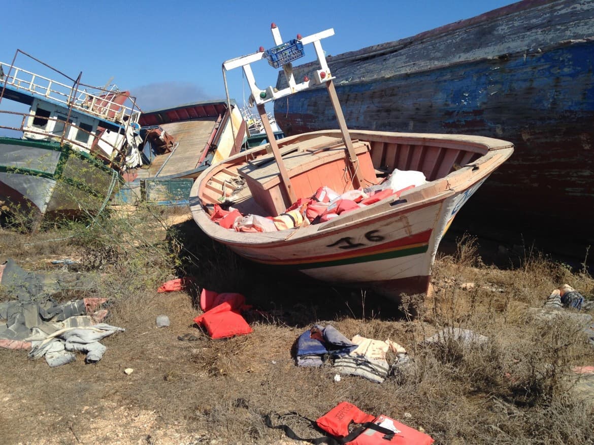 image of europe refugee boat