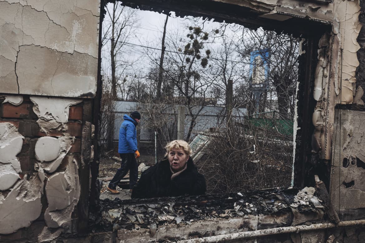 Thousands of women arrived in Lviv amid wailing sirens and a curfew