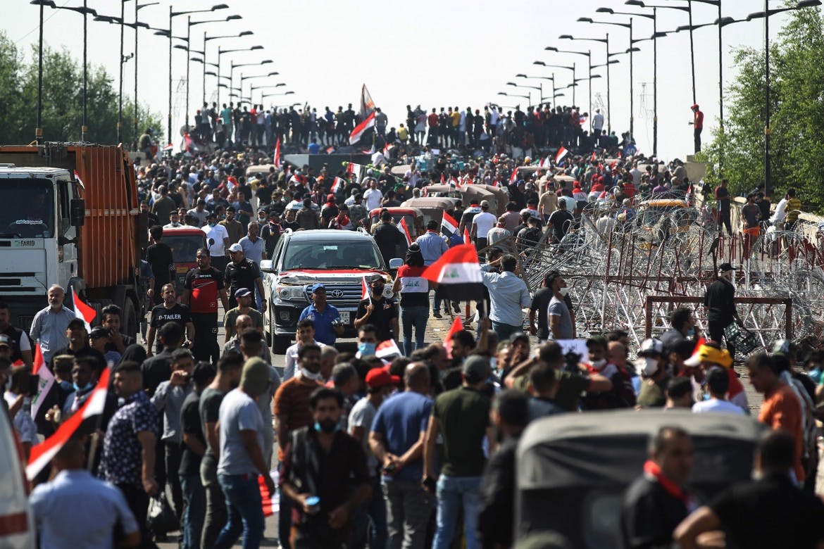 image of iraqi protesters