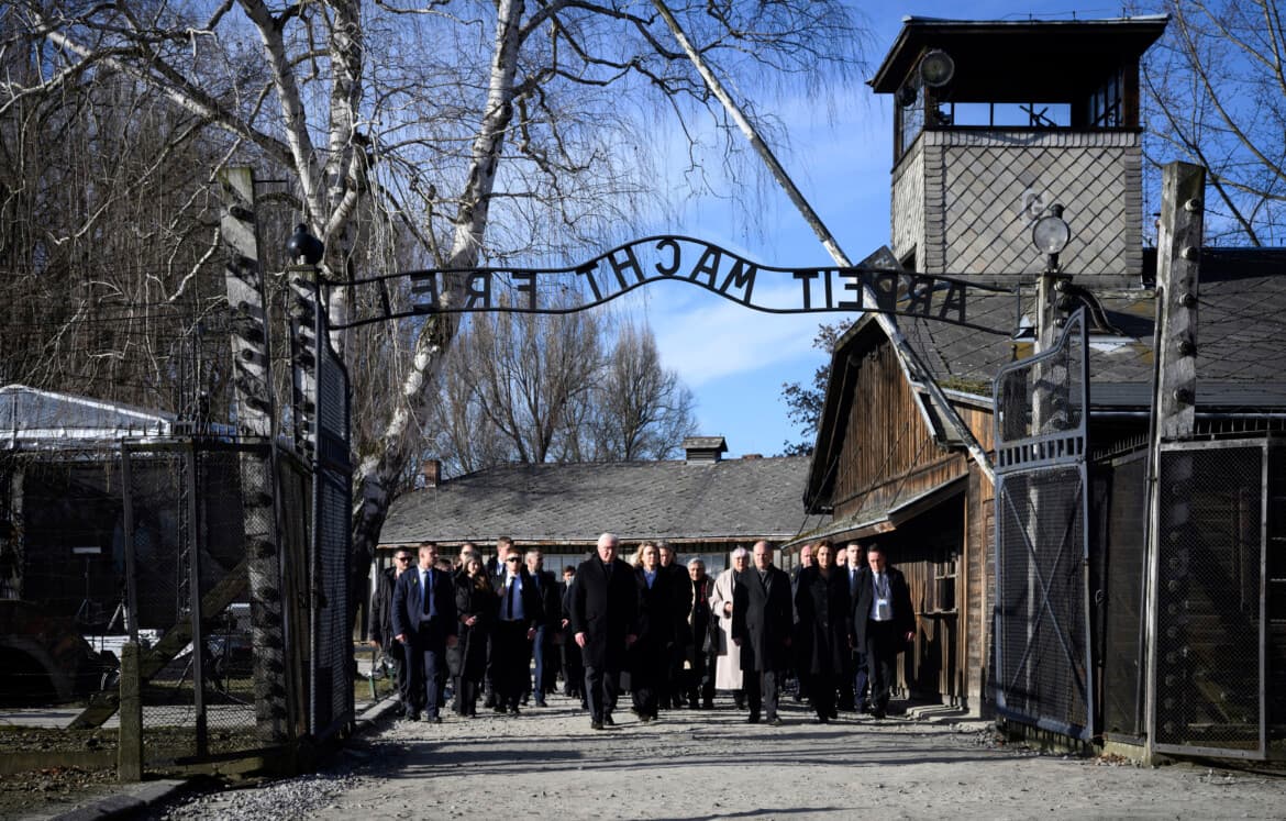 Auschwitz 80 years later, the return of the witnesses is a warning forever