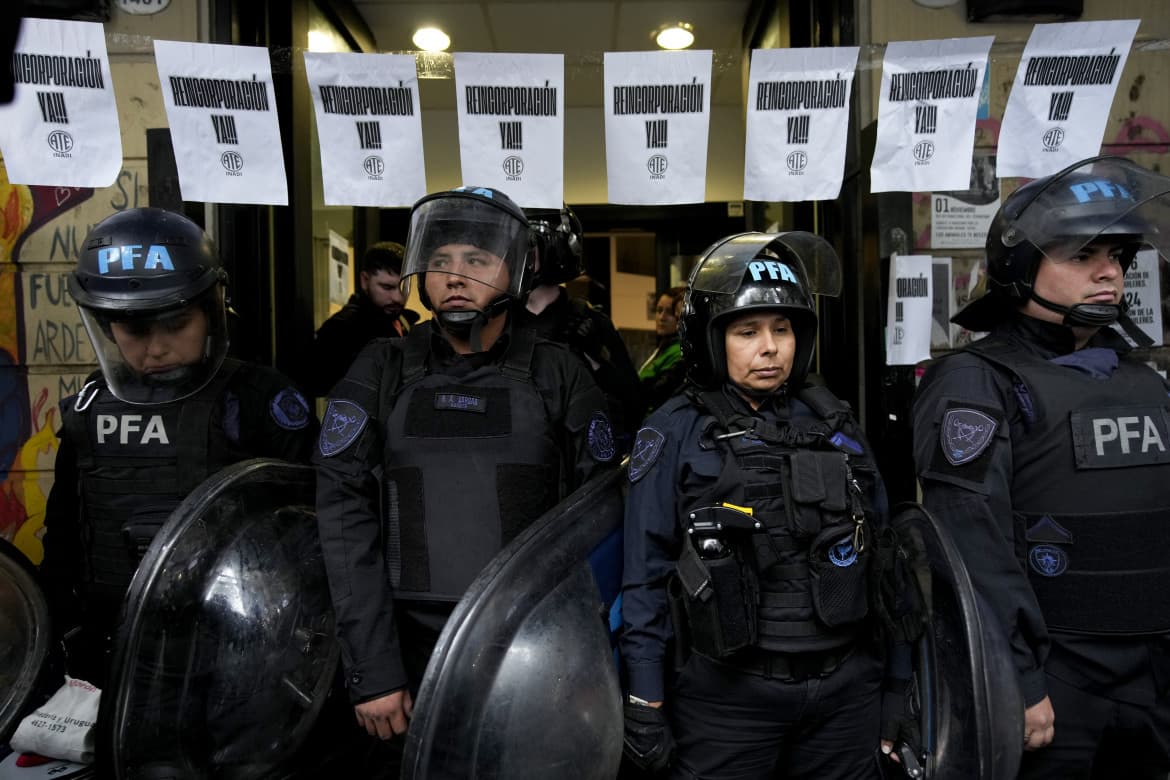 Argentina fired state employees en masse, with the police