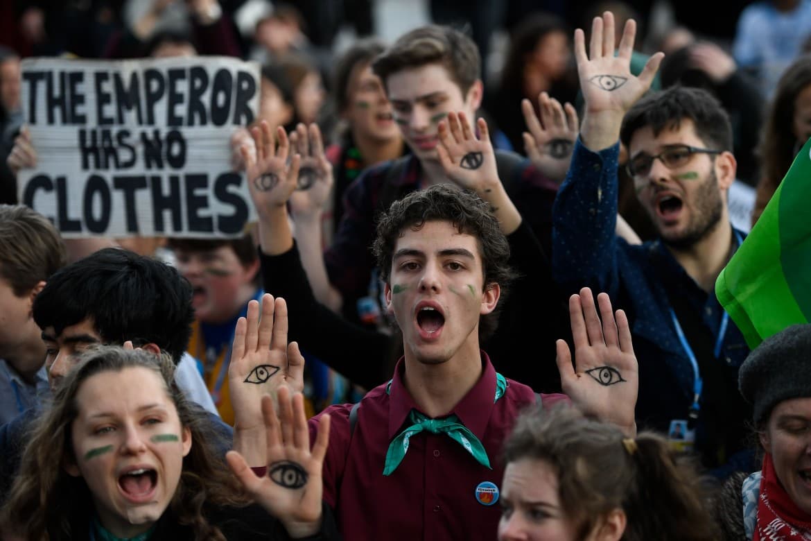 image of cop 25 protesters