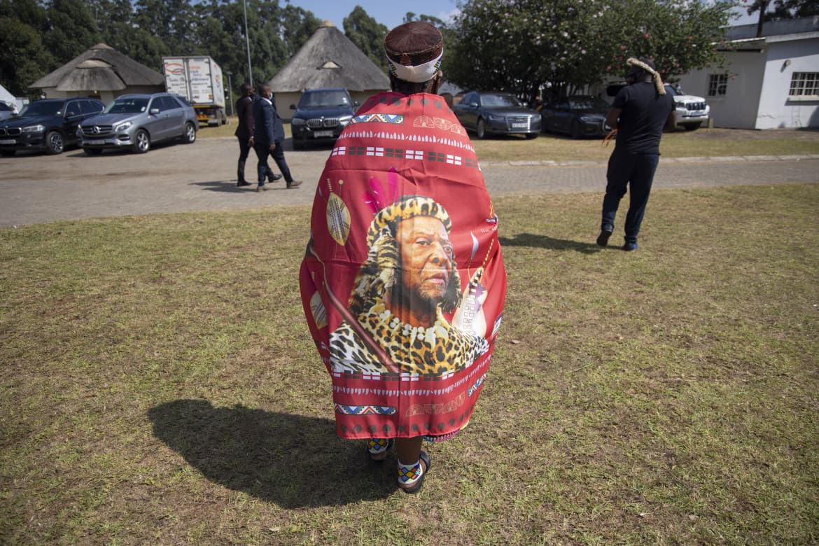 The thorny crown of the Zulu king