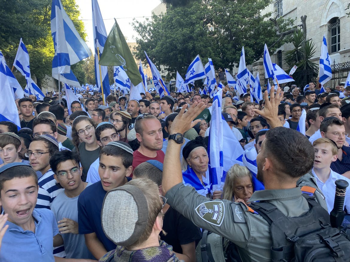 Extreme right Israelis march through Jerusalem chanting ‘death to the Arabs’