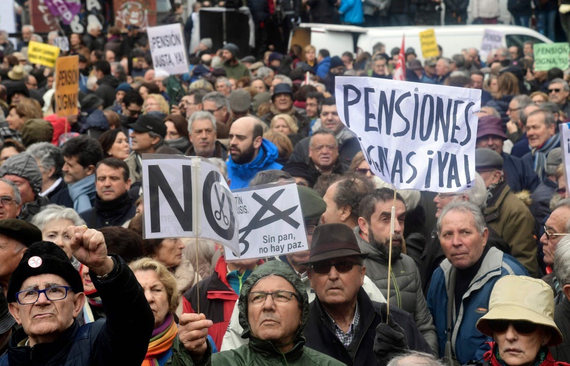 Spanish pensioners demand cost-of-living increases