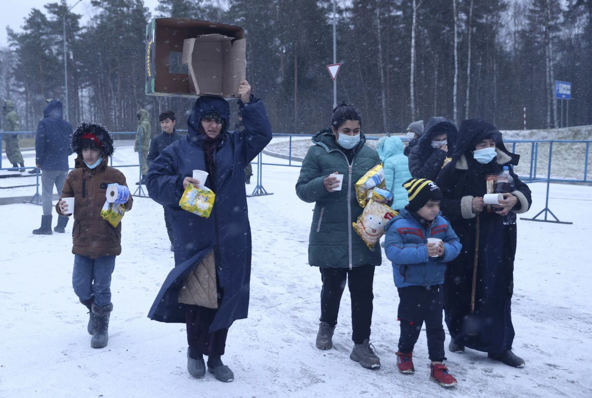Belarus and Poland are leaving children alone to their fate in the icy forests
