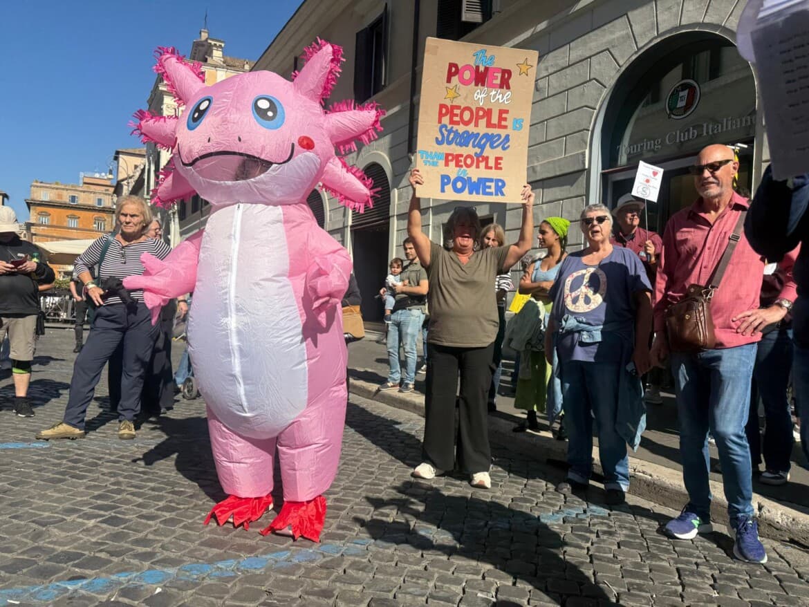 Americans protest in Rome: ‘We’re all immigrants’