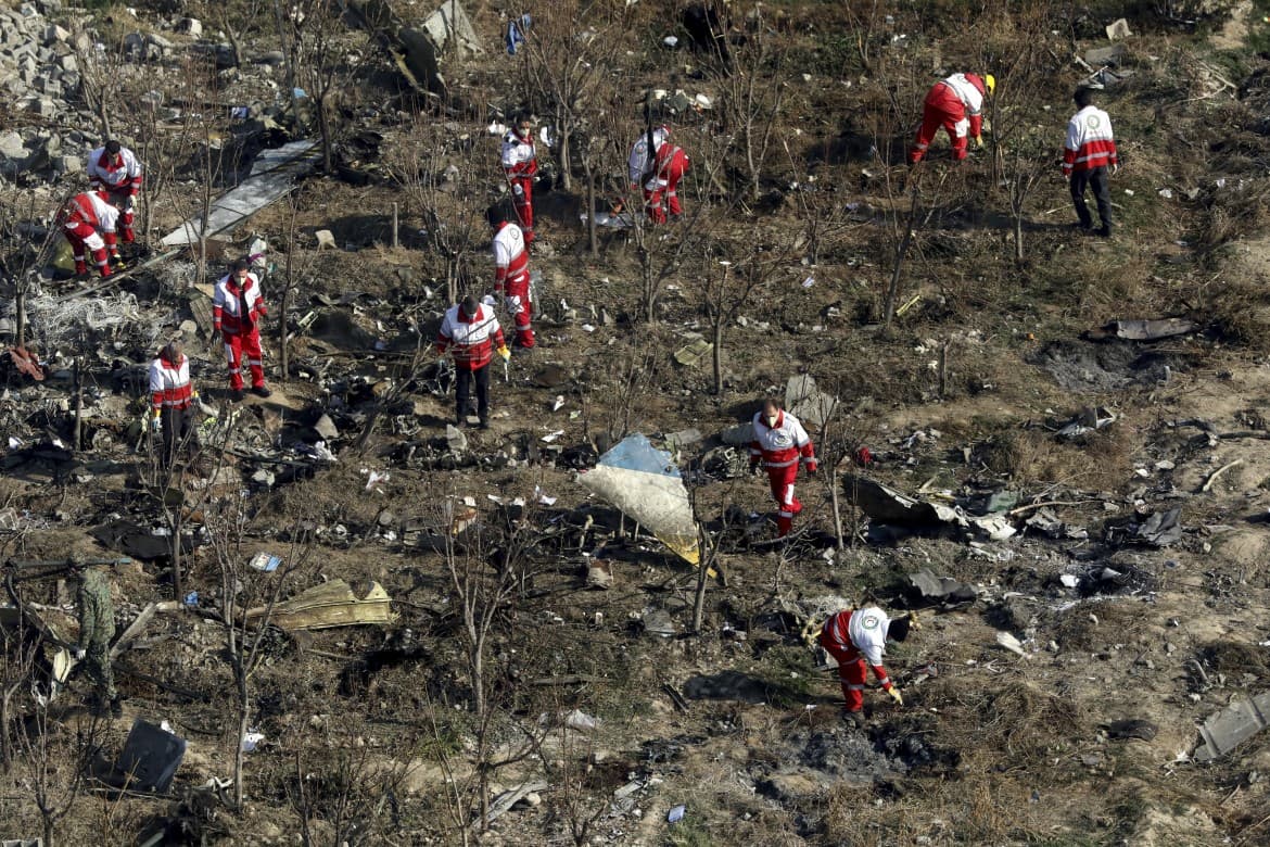 image of iran plane crash site