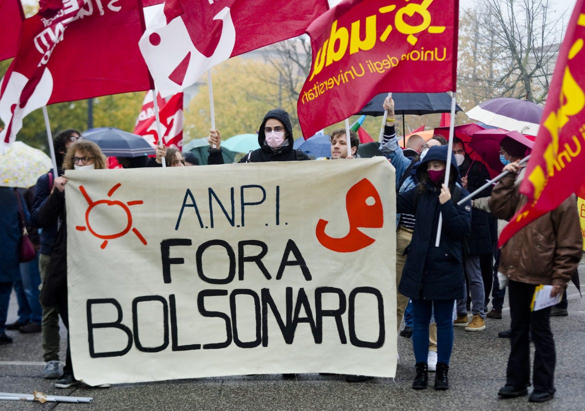 Italians give Brazil’s leader a cold reception: ‘Bolsonaro, shame of the Veneto’