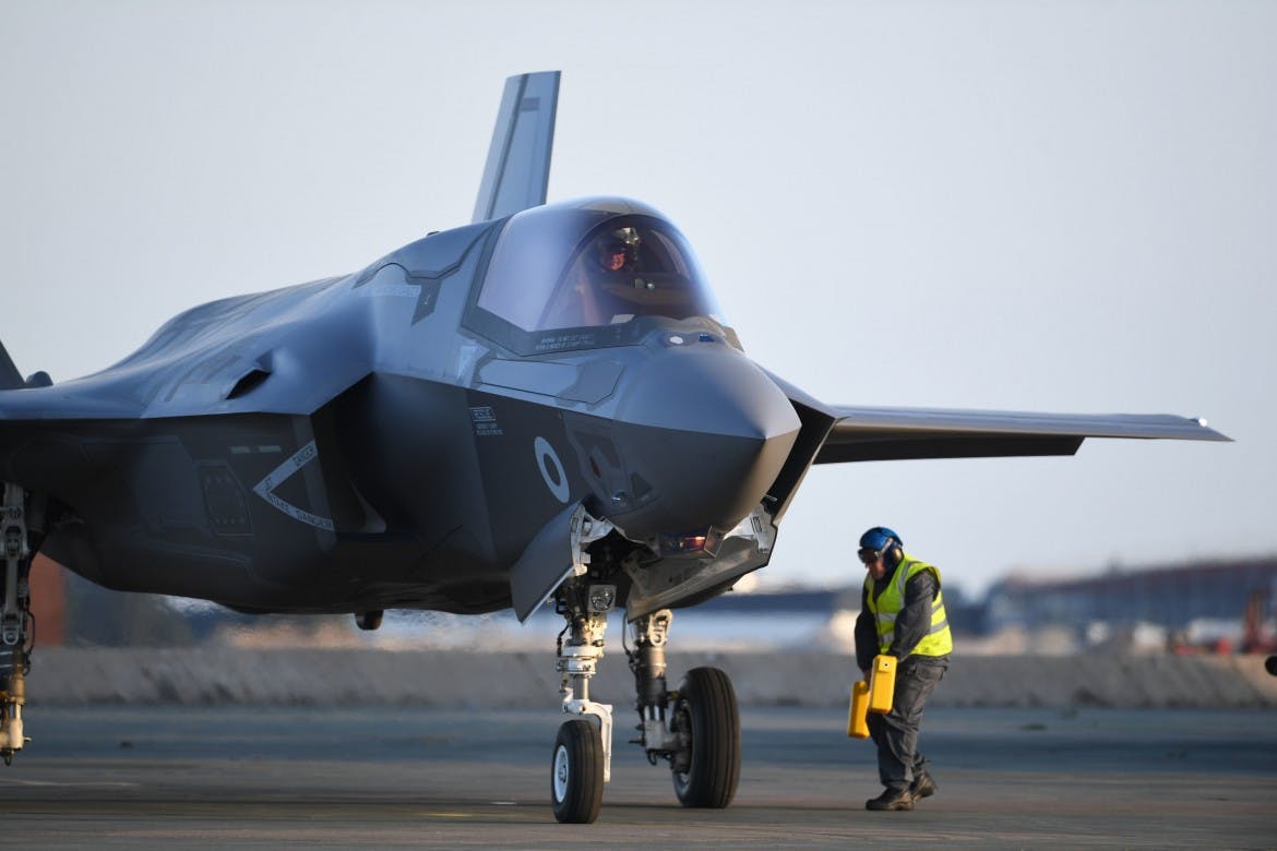 image of an f-35 fighter jet