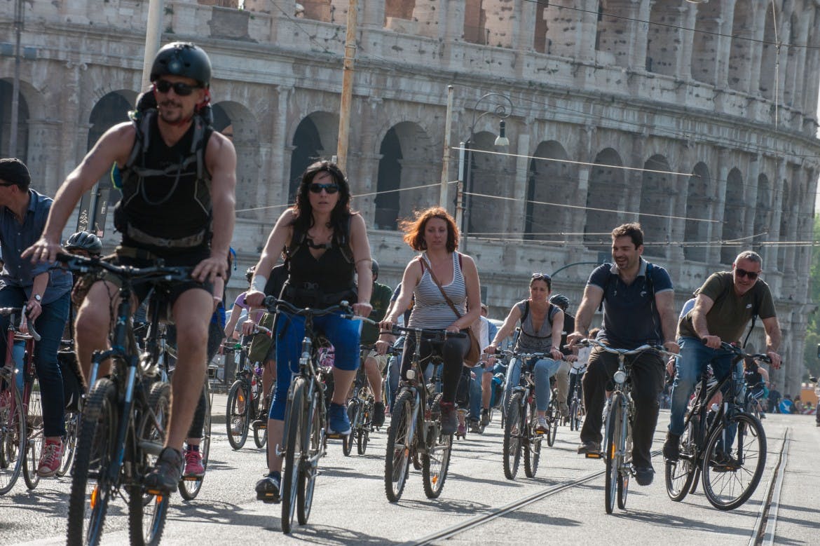 Cyclists (and politicians) rally on Rome’s deadly streets