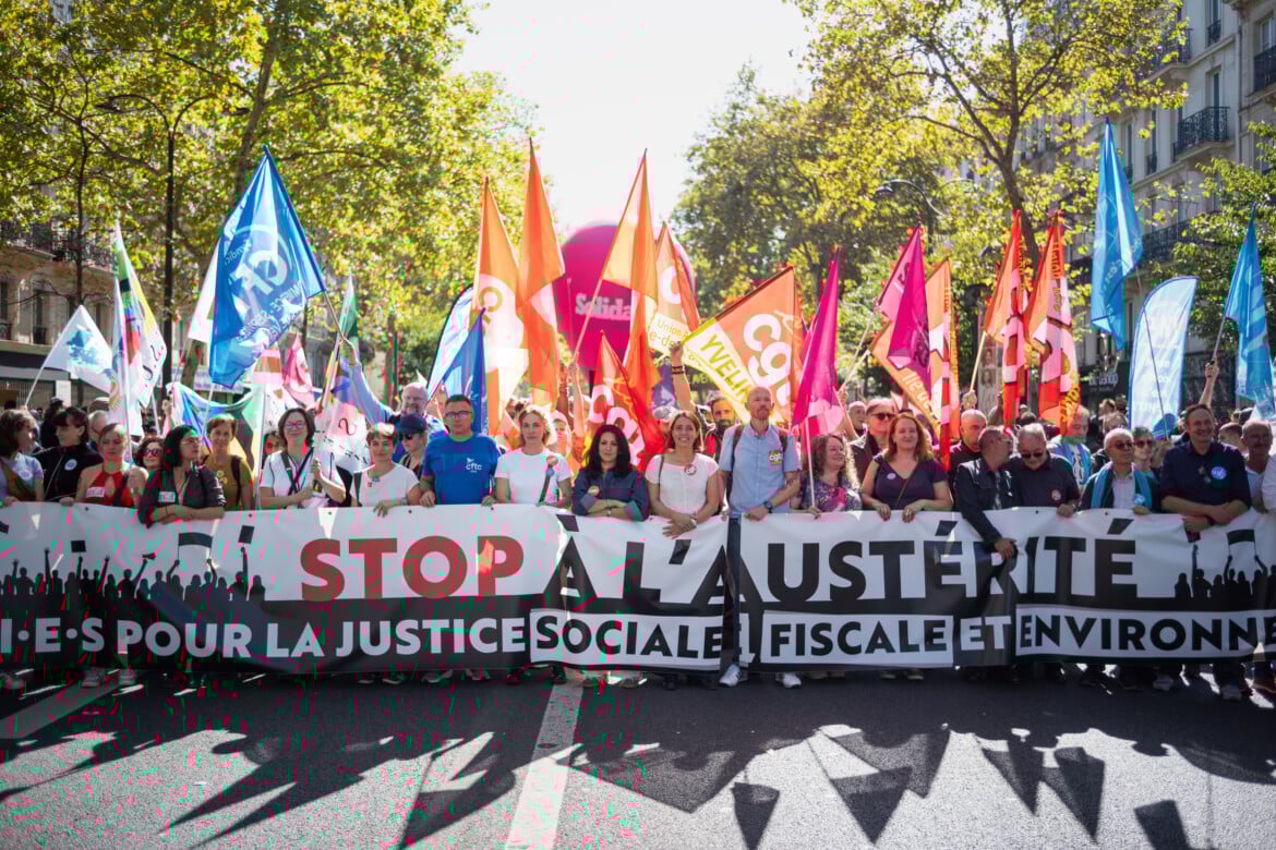 ‘Tax the billionaires’: Strikes break out across France