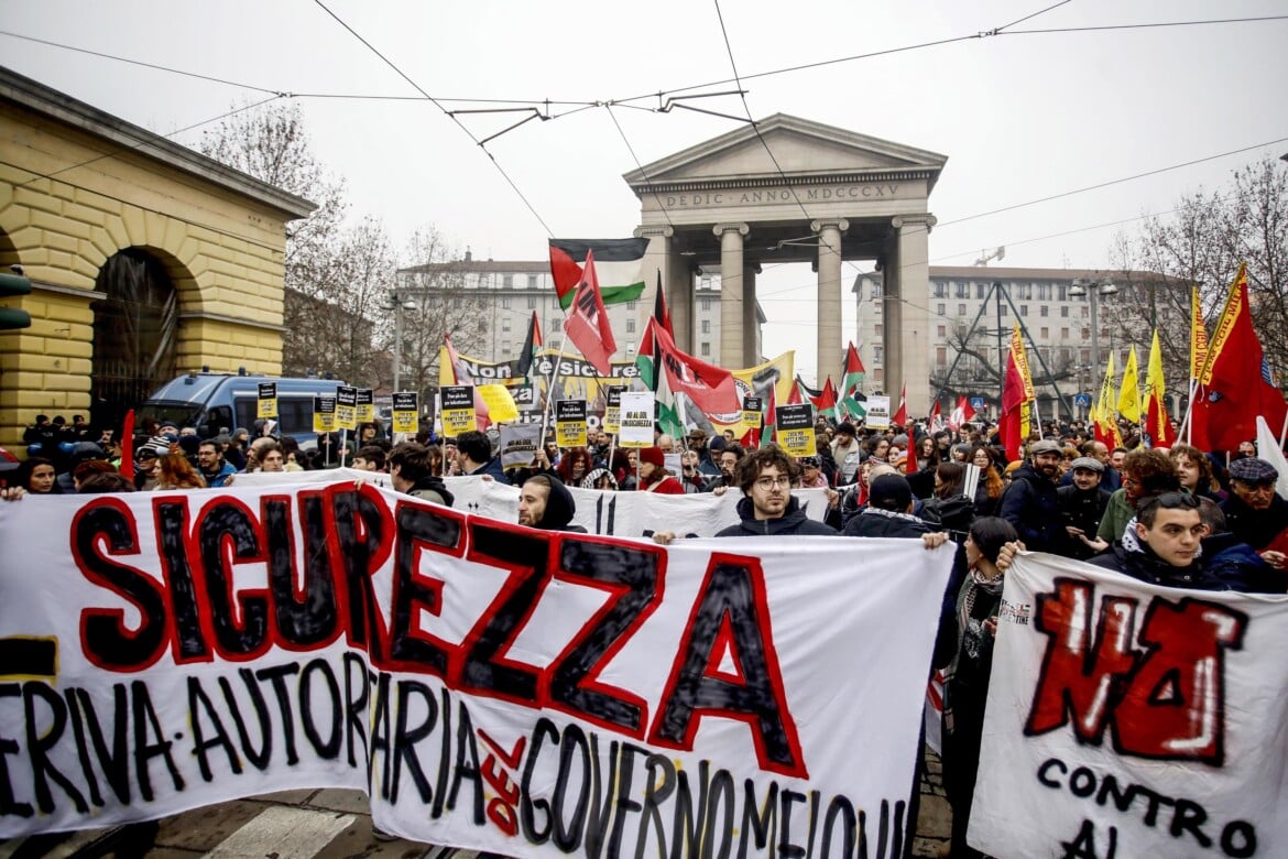 Italians spent Saturday in the streets against the ‘Fear Bill’