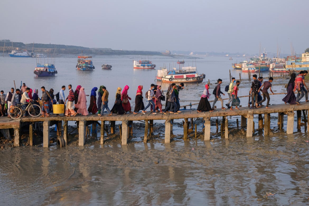 Extreme deprivation and climate among the ‘last 20’ countries