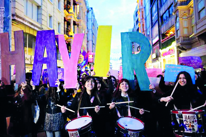 ‘We march alone,’ say Turkish women in break from patriarchy