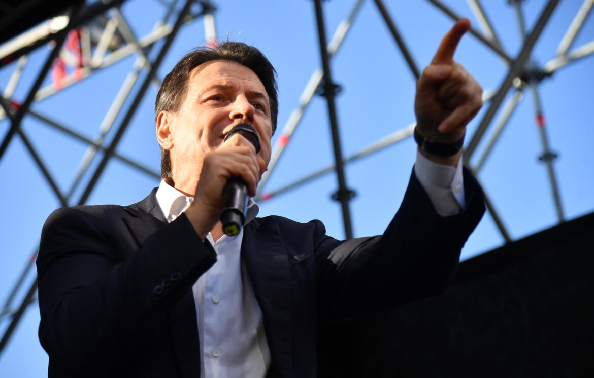 100,000 pacifists demonstrated in Rome, called by Conte and the Five Stars