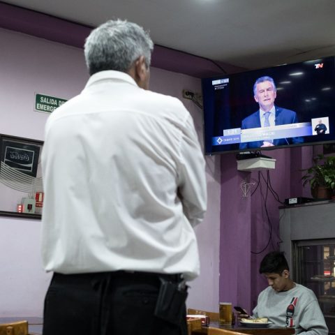 image of argentina debate